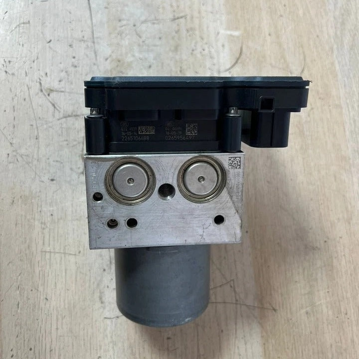 BMW 520d F11 Touring ABS ESP Hydraulic Block Control Unit (6881305) – OEM