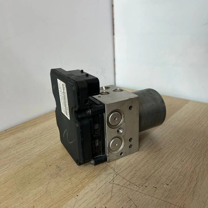 BMW 5 Series F10 F11 ABS Pump Module Control Unit Hydraulic Block DSC (6868339) – OEM