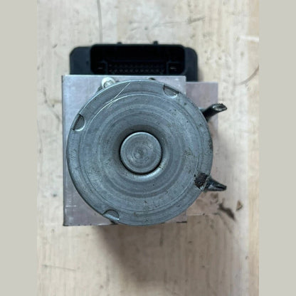 BMW 5 Series F10 F11 ABS Pump Module Control Unit Hydraulic Block DSC (6868339) – OEM