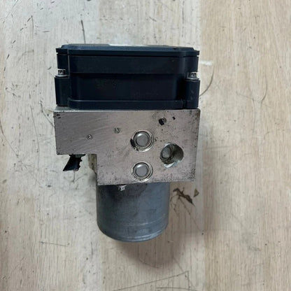 BMW 5 Series F10 F11 ABS Pump Module Control Unit Hydraulic Block DSC (6868339) – OEM