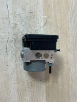 Load image into Gallery viewer, 2015–2019 BMW 328i M4 F30 ABS Anti-Lock Brake Pump Module (6871110) – OEM