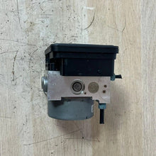 2015–2019 BMW 328i M4 F30 ABS Anti-Lock Brake Pump Module (6871110) – OEM