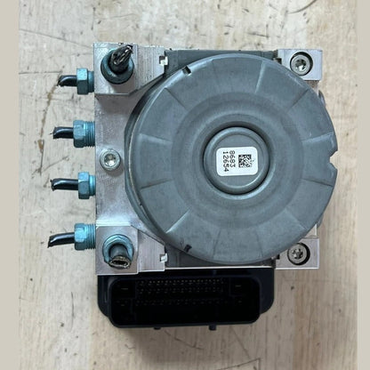 2015–2019 BMW 328i M4 F30 ABS Anti-Lock Brake Pump Module (6871110) – OEM