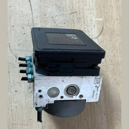 2015–2019 BMW 328i M4 F30 ABS Anti-Lock Brake Pump Module (6871110) – OEM