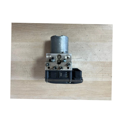 BMW 5 Series F10 F11 2.0D DSC ABS Pump Control Module Hydraulic Block Bosch (6851374) – OEM