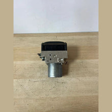 BMW 5 Series F10 F11 2.0D DSC ABS Pump Control Module Hydraulic Block Bosch (6851374) – OEM