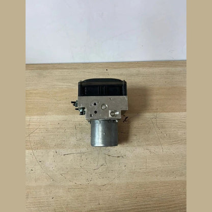 BMW 5 Series F10 F11 2.0D DSC ABS Pump Control Module Hydraulic Block Bosch (6851374) – OEM