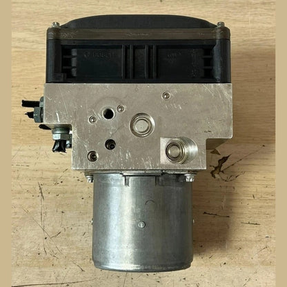BMW 5 Series F10 F11 2.0D DSC ABS Pump Control Module Hydraulic Block Bosch (6851374) – OEM