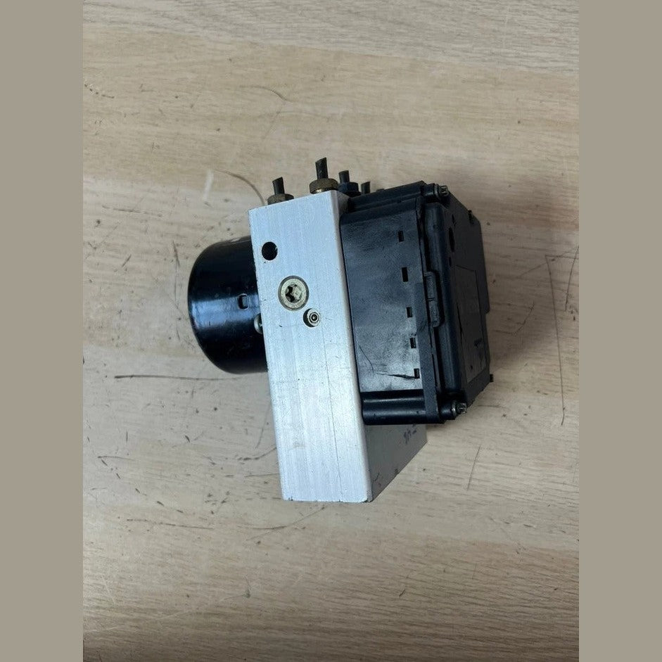 BMW 3 Series Touring E46 ABS + ASC Pump Module 5WK8467 / 34516751768 – OEM
