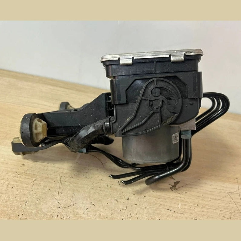 OEM BMW G20 3 Series ABS Pump Modulator Control Unit (1544113 / 1544112) – OEM