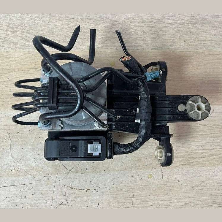 OEM BMW G20 3 Series ABS Pump Modulator Control Unit (1544113 / 1544112) – OEM