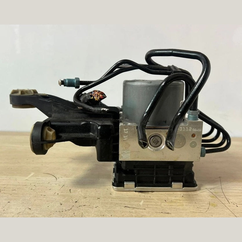 OEM BMW G20 3 Series ABS Pump Modulator Control Unit (1544113 / 1544112) – OEM