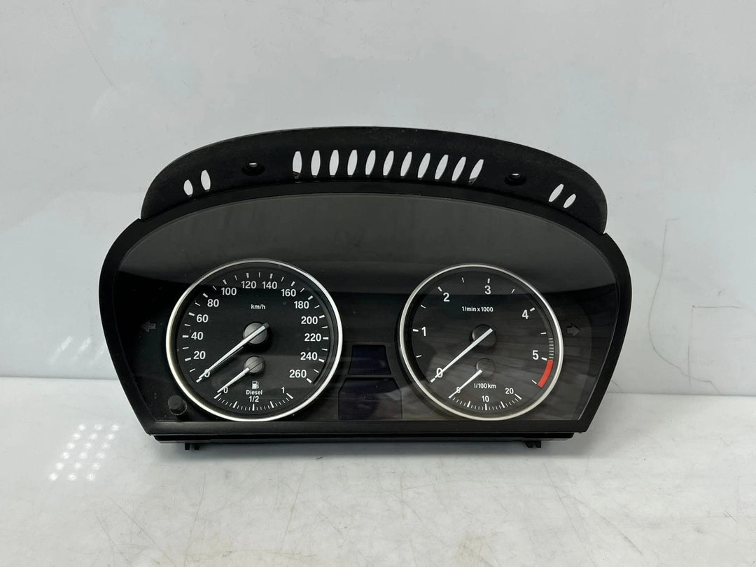 2006–2013 BMW X5 (E70) Siemens Speedometer Instrument Cluster (9236818) – OEM