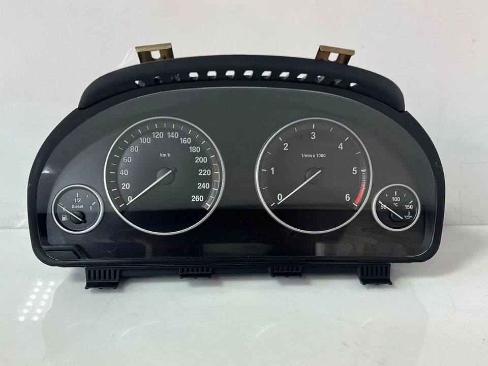 OEM BMW 5 Series F10 / F11 / F18 Manual Instrument Cluster Speedometer (9291414) – OEM