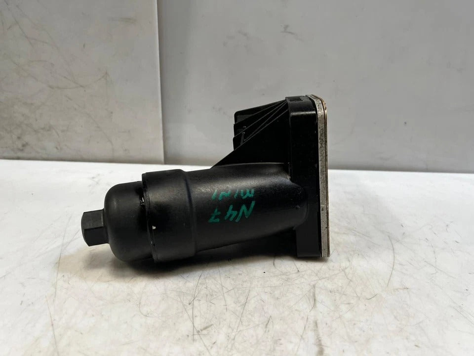 BMW N47D20C E90 F30 F20 F10 Engine Oil Filter Heat Exchanger Water-Cooled (8507626) – OEM