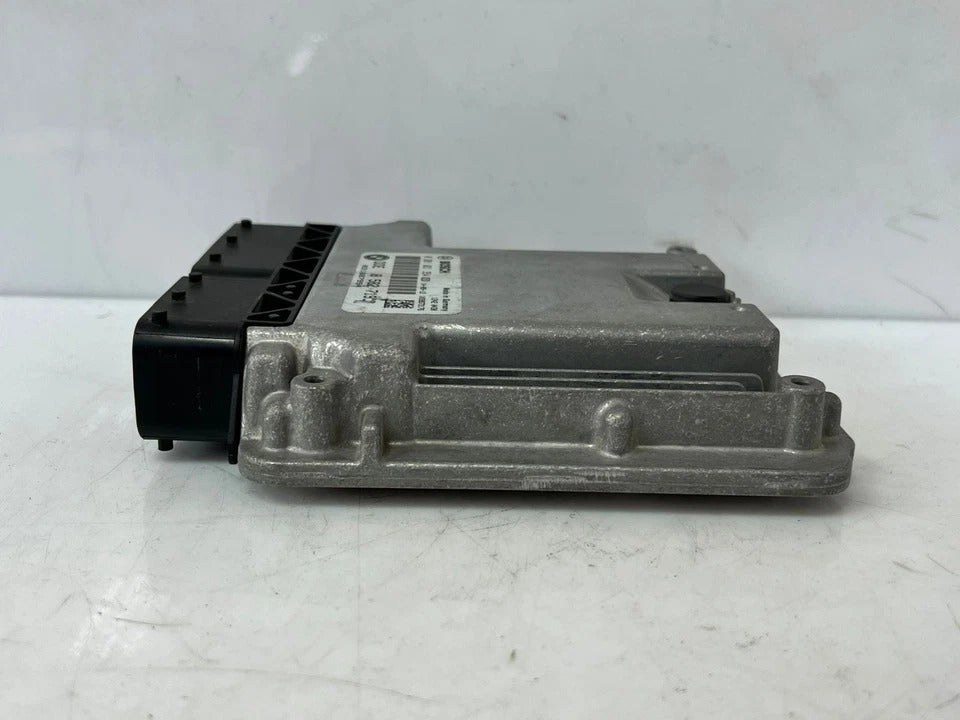 2014 BMW 5 Series F10 520d 2.0 Diesel Engine Control Unit ECU (8582719) – OEM