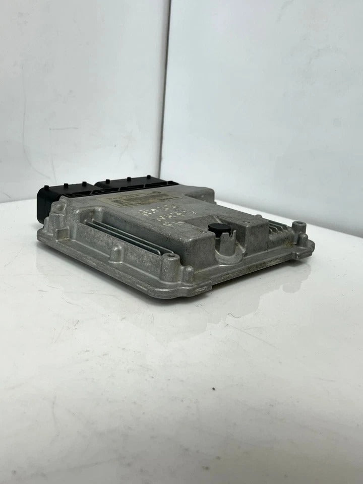 BMW F10 F11 F20 F25 F30 F32 F33 F36 N47 N47N Diesel Engine Control Unit DDE (8572419) – OEM