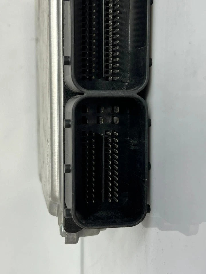 BMW E90 E91 320D 2.0 Diesel Bosch Engine Control Unit DDE ECU (7810000 / 0281015075) – OEM