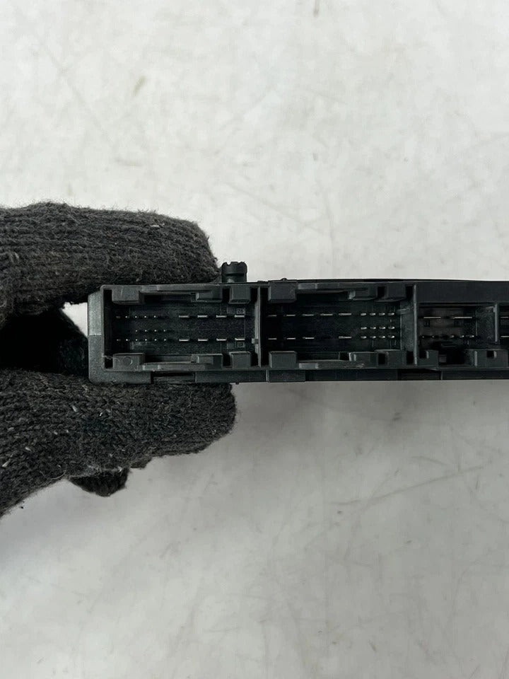 BMW 7 Series F01 F02 F03 F04 5 Series F10 F11 Seat Control Module (9248567) – OEM