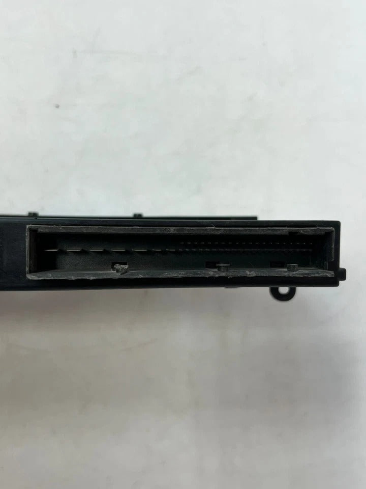 2004–2013 BMW 1 Series E81 E87 Body Control Module BCM Junction Box (9177983) – OEM