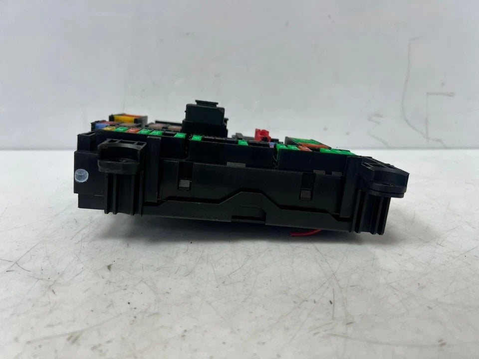2010–2016 BMW F10 F11 F18 F13 F01 F02 F03 Rear Power Distribution Fuse Box (9264923) – OEM
