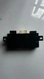 Load image into Gallery viewer, 2001–2003 BMW 525i 530i 540i E39 Side View Mirror Memory Control Module (6904255) – OEM