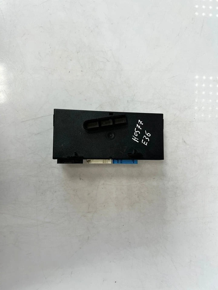 BMW E36 320i 325i 328i A/C Air Conditioning Control Module (8391512) – OEM