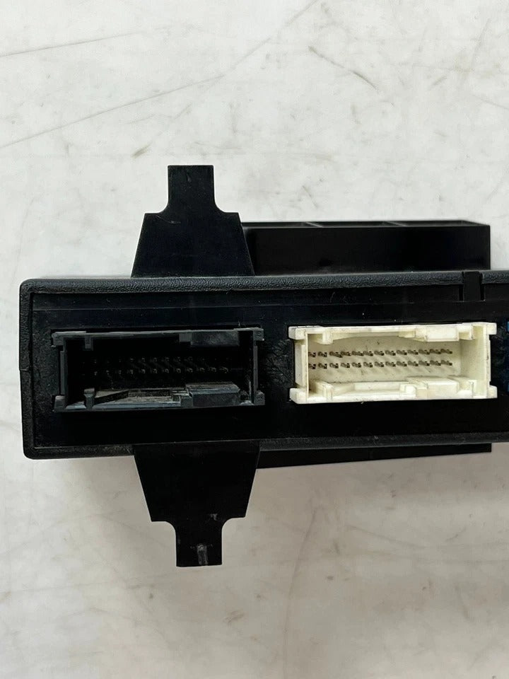 BMW E36 320i 325i 328i A/C Air Conditioning Control Module (8391512) – OEM