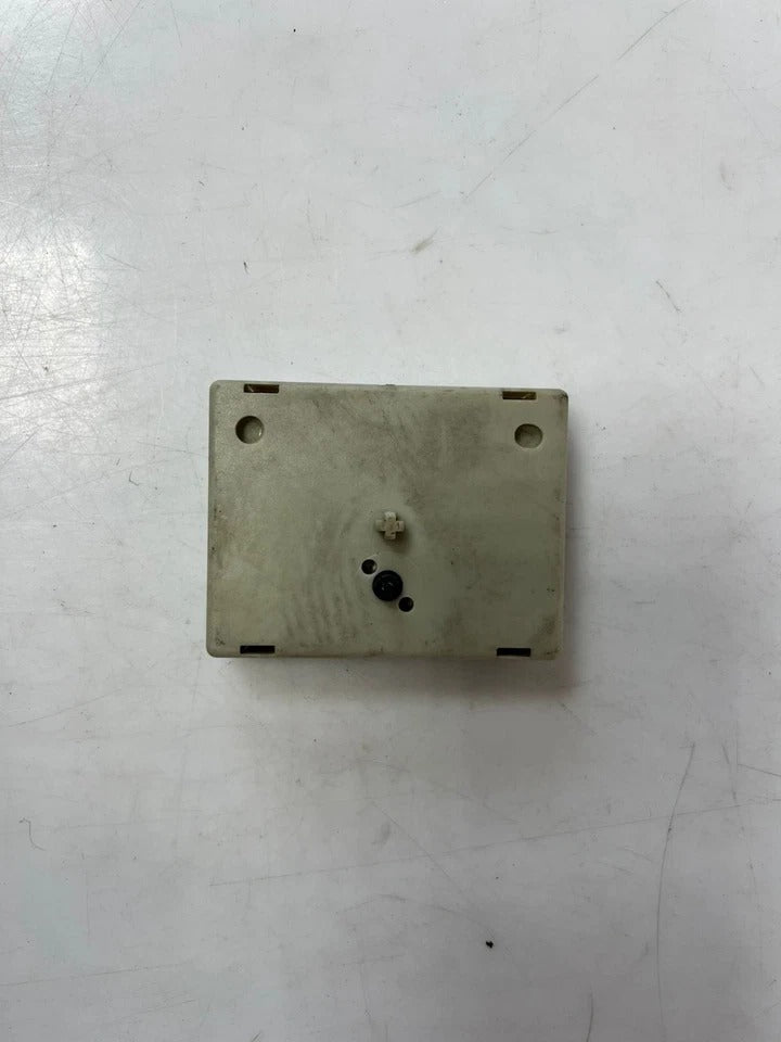 BMW 5 Series F10 F11 LCI Boot Radio Antenna Amplifier Suppression Module – OEM