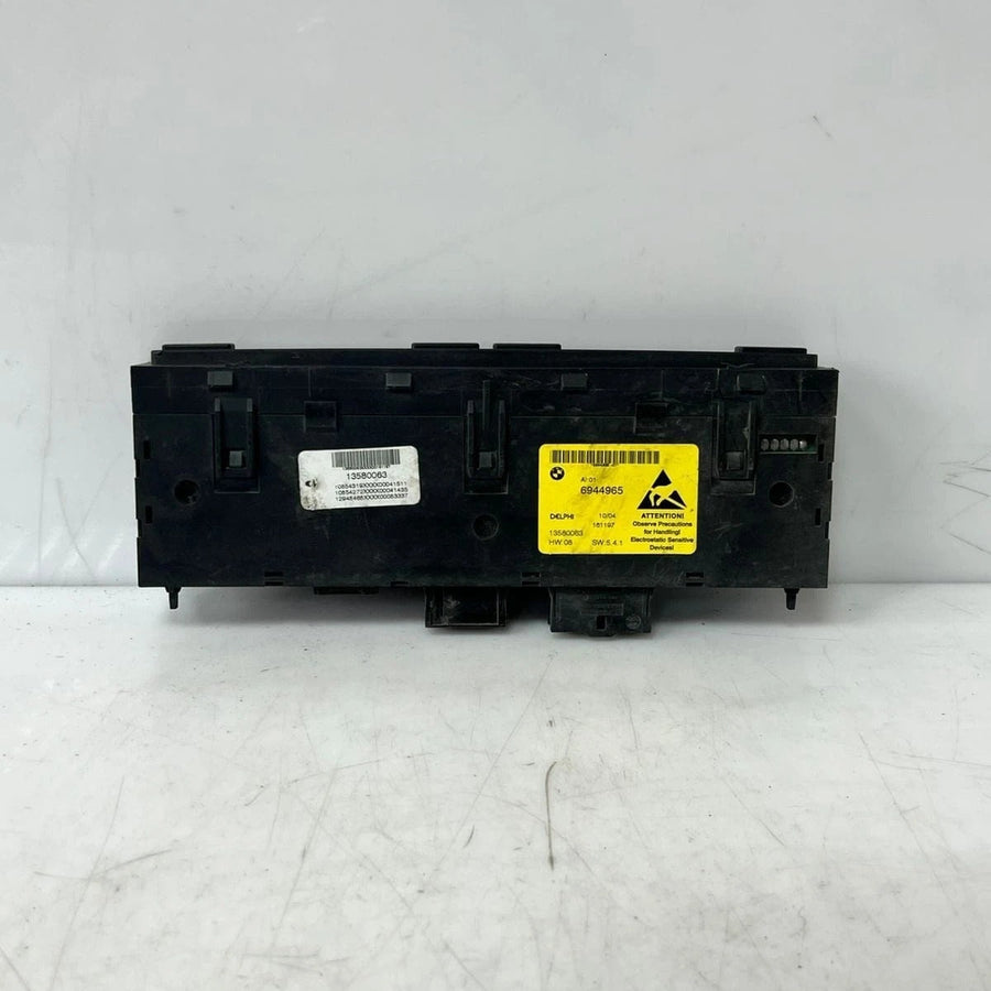 2003–2009 BMW 525i E60 E61 Seat Heating Switch Module (6944965) – OEM