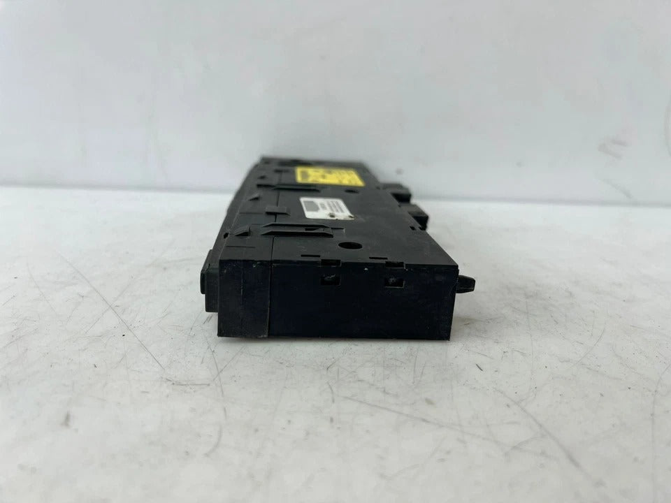 2003–2009 BMW 525i E60 E61 Seat Heating Switch Module (6944965) – OEM