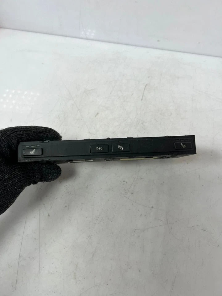 2003–2009 BMW 525i E60 E61 Seat Heating Switch Module (6944965) – OEM
