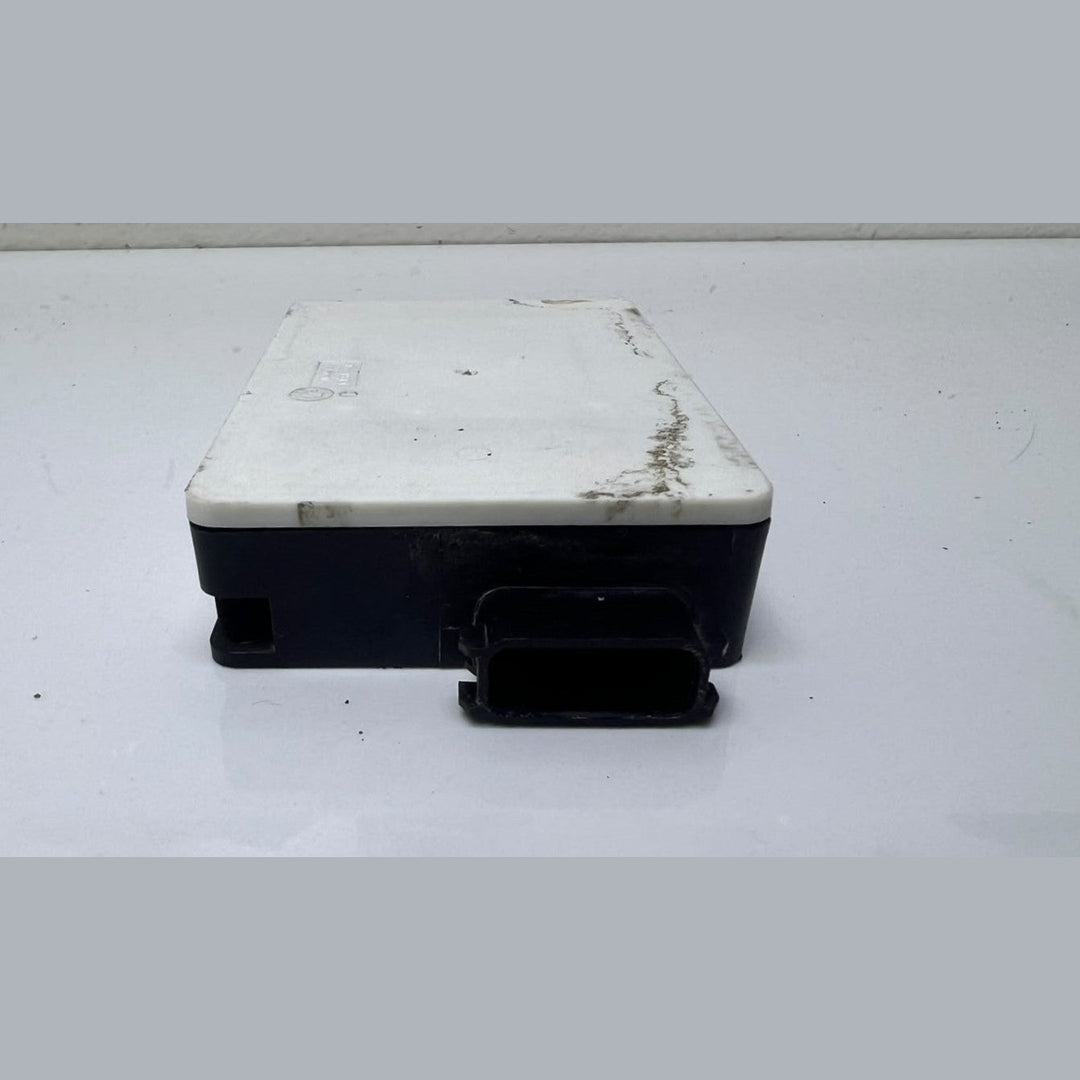 Mercedes-Benz W212 W221 Blind Spot Radar Sensor A0009050110 Genuine OEM