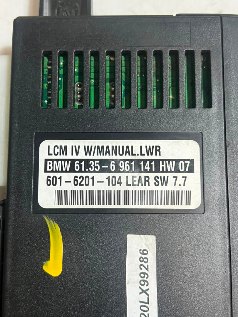 2000–2003 BMW E38 E39 E53 X5 M5 Lighting Control Module LCM III (6961141) – OEM