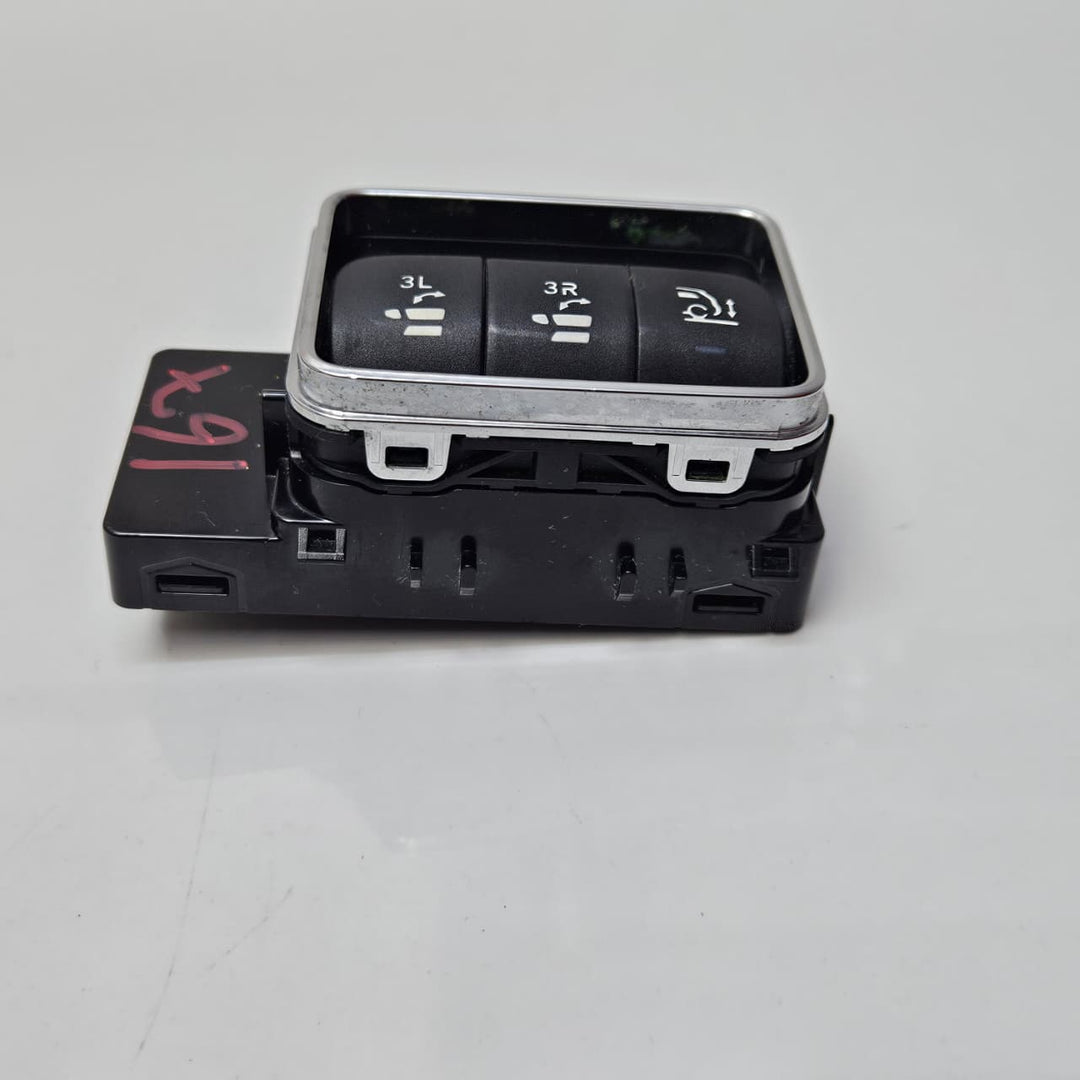 A1679057403-2020-2023 Mercedes-Benz GLE350 GLS450 Switch Block