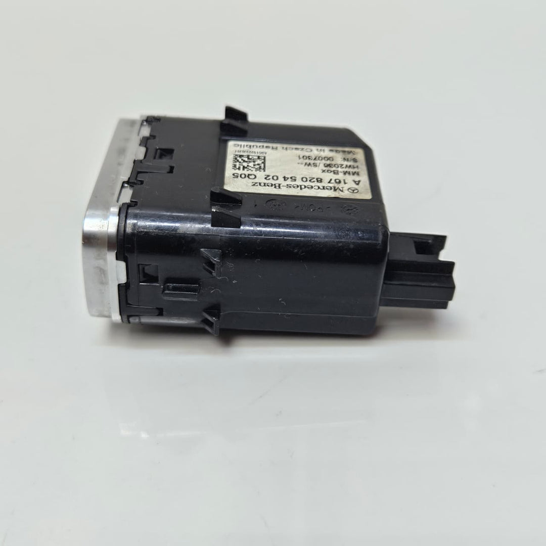A1678205402-Mercedes-Benz GLE W167 GLS X167 USB Connection Box