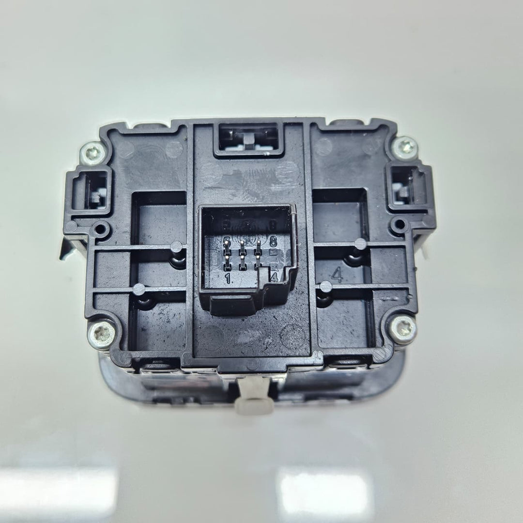 A2239057706-2021-2024 Mercedes-Benz C300 W206 GLC X254 Parking Brake Switch