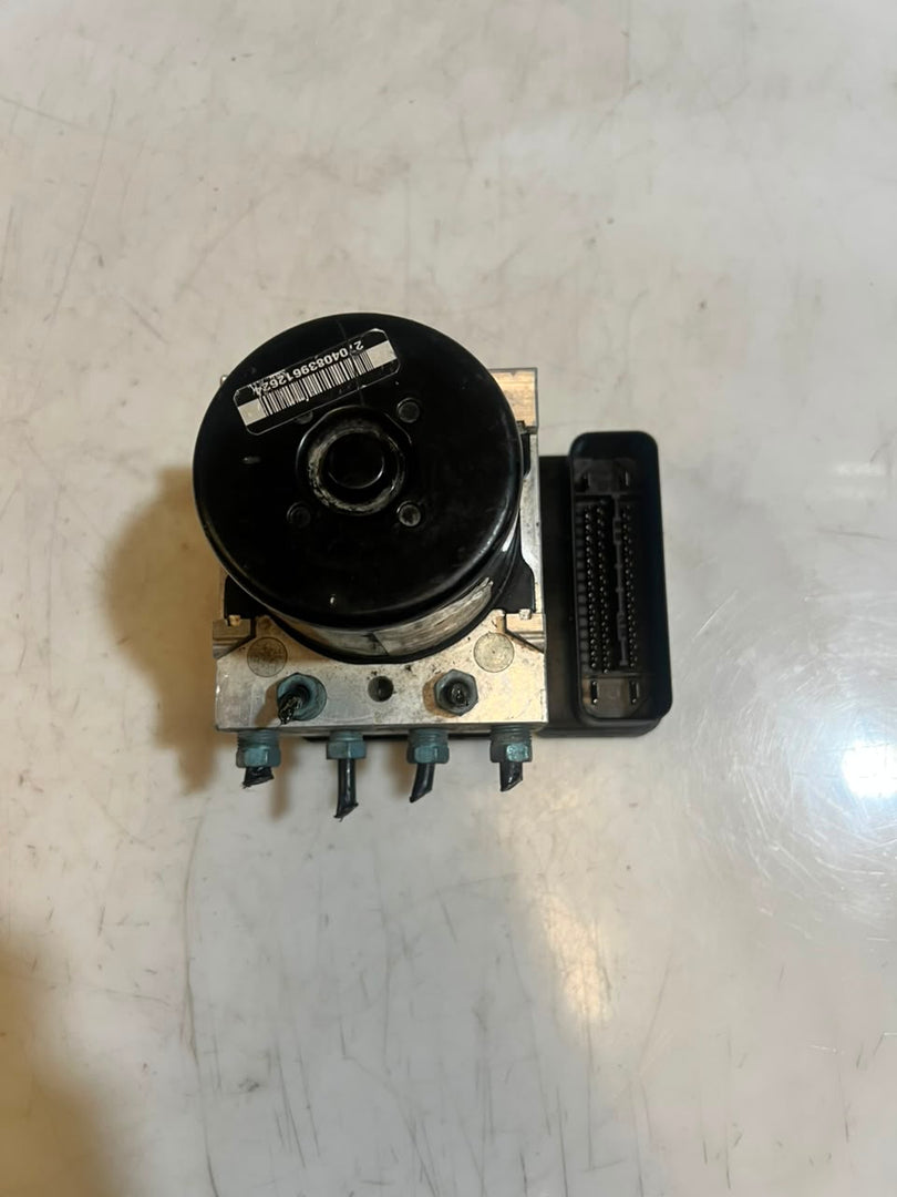 2012–2013 BMW F30 320i 328i ABS Pump & DSC Control Module (6793936) – OEM
