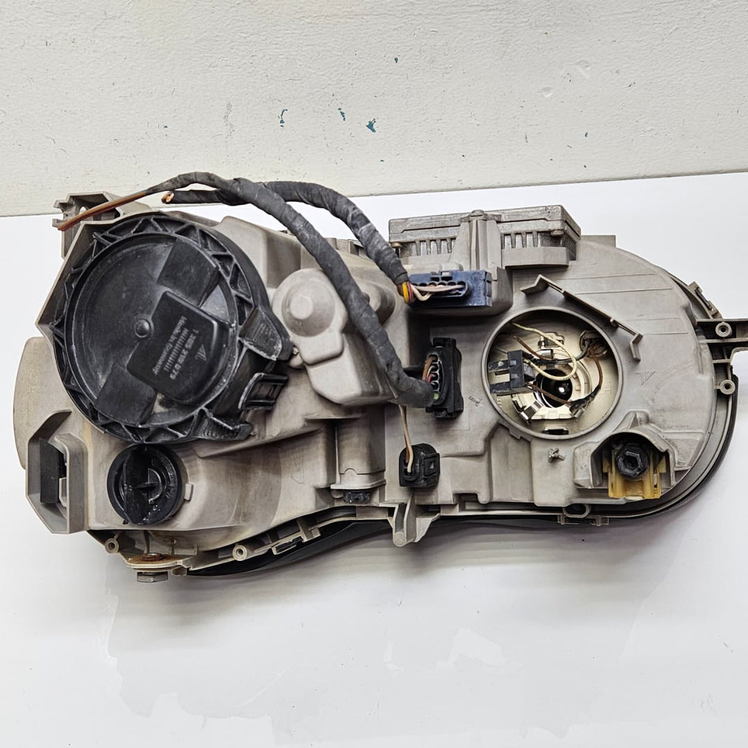A2158201861-02-06 Mercedes-Benz CL-Class W215 Right Headlight Xenon D2S Control