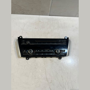 BMW F10 F11 Center Console A/C Climate Control Switch Panel IHKA (9352741) – OEM