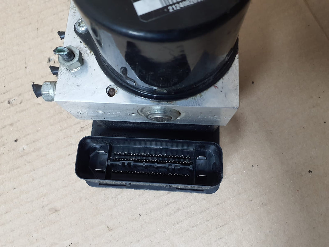 BMW 3 Series E90 E91 ABS DSC Pump Unit Module 6784764 OEM