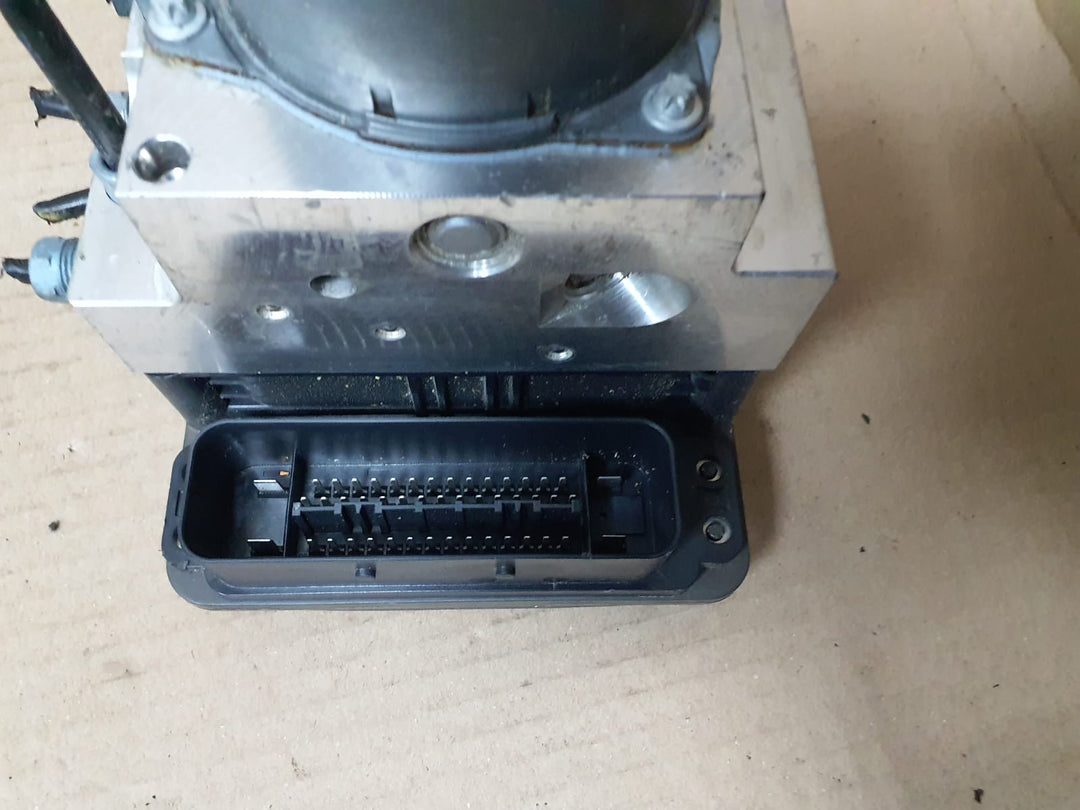 2010–2016 BMW 5 Series F10 F11 DSC ABS Control Unit Module (6858405) – OEM