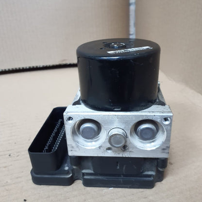 2013 BMW F30 320i DSC Hydraulic ABS Pump Control Module (6862246) – OEM