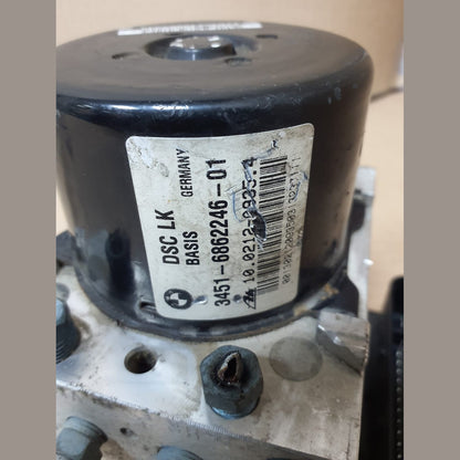 2013 BMW F30 320i DSC Hydraulic ABS Pump Control Module (6862246) – OEM