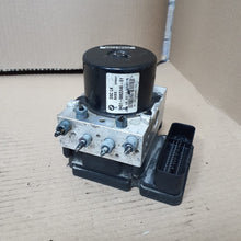 2013 BMW F30 320i DSC Hydraulic ABS Pump Control Module (6862246) – OEM