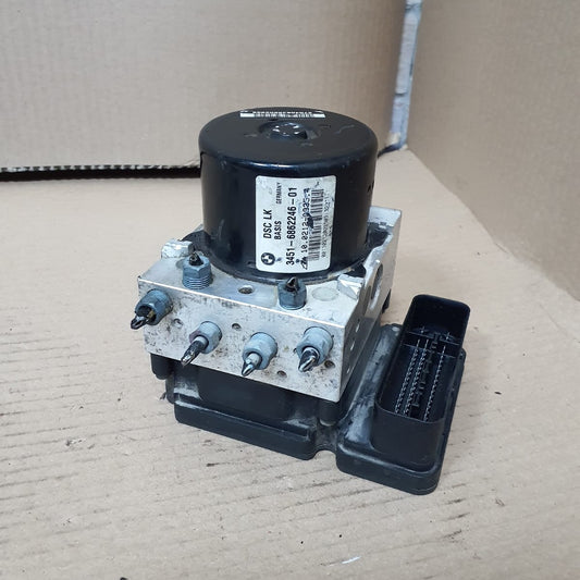 2013 BMW F30 320i DSC Hydraulic ABS Pump Control Module (6862246) – OEM
