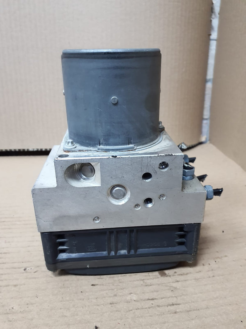 2010–2016 BMW 5 Series F10 F11 DSC ABS Hydraulic Brake Pump Control Unit (6852811) – OEM