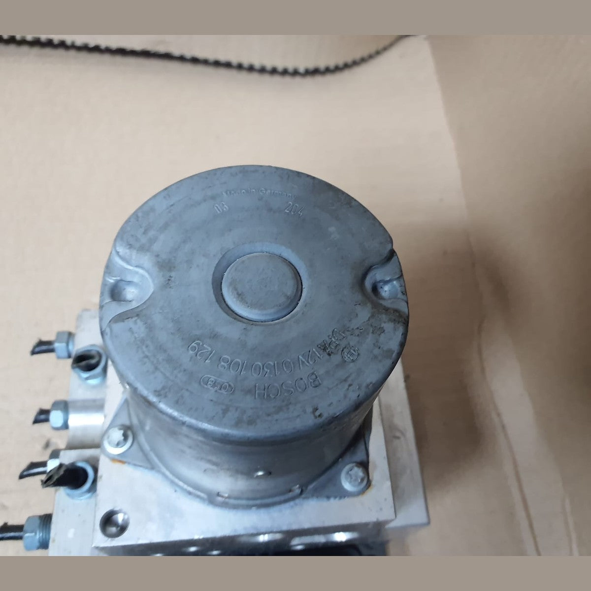 2010–2016 BMW 5 Series F10 F11 535i ABS Hydraulic Unit Brake Pump (6858406) – OEM