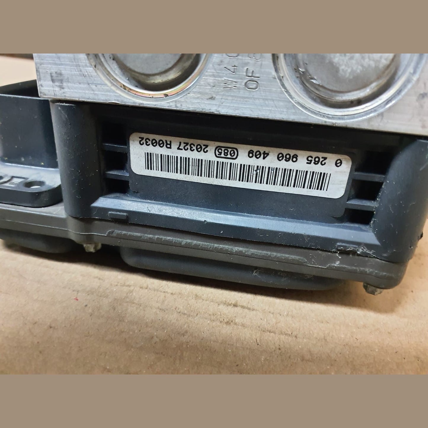 2010–2016 BMW 5 Series F10 F11 535i ABS Hydraulic Unit Brake Pump (6858406) – OEM