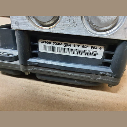 2010–2016 BMW 5 Series F10 F11 535i ABS Hydraulic Unit Brake Pump (6858406) – OEM